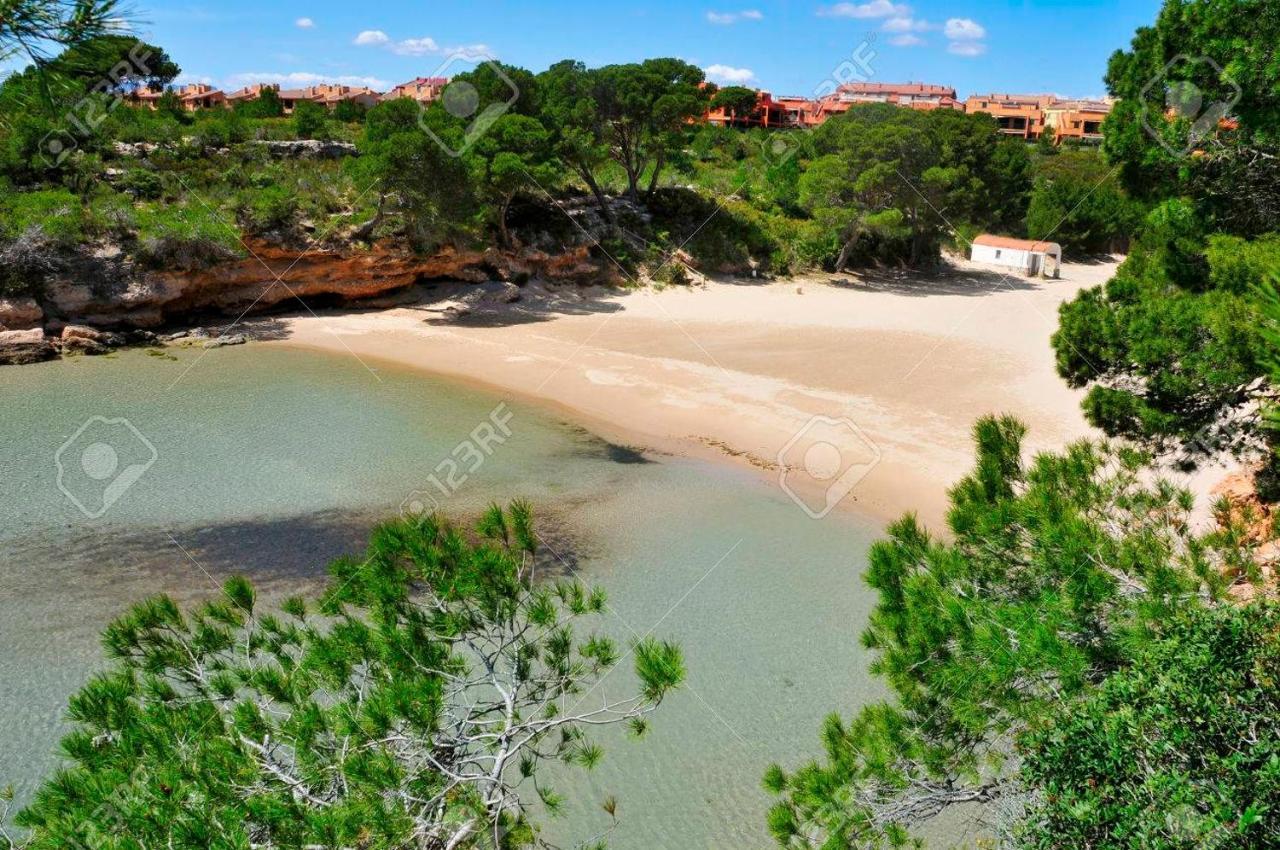 Villa Voor 8 Personen Met Zwembad Calafat Esterno foto