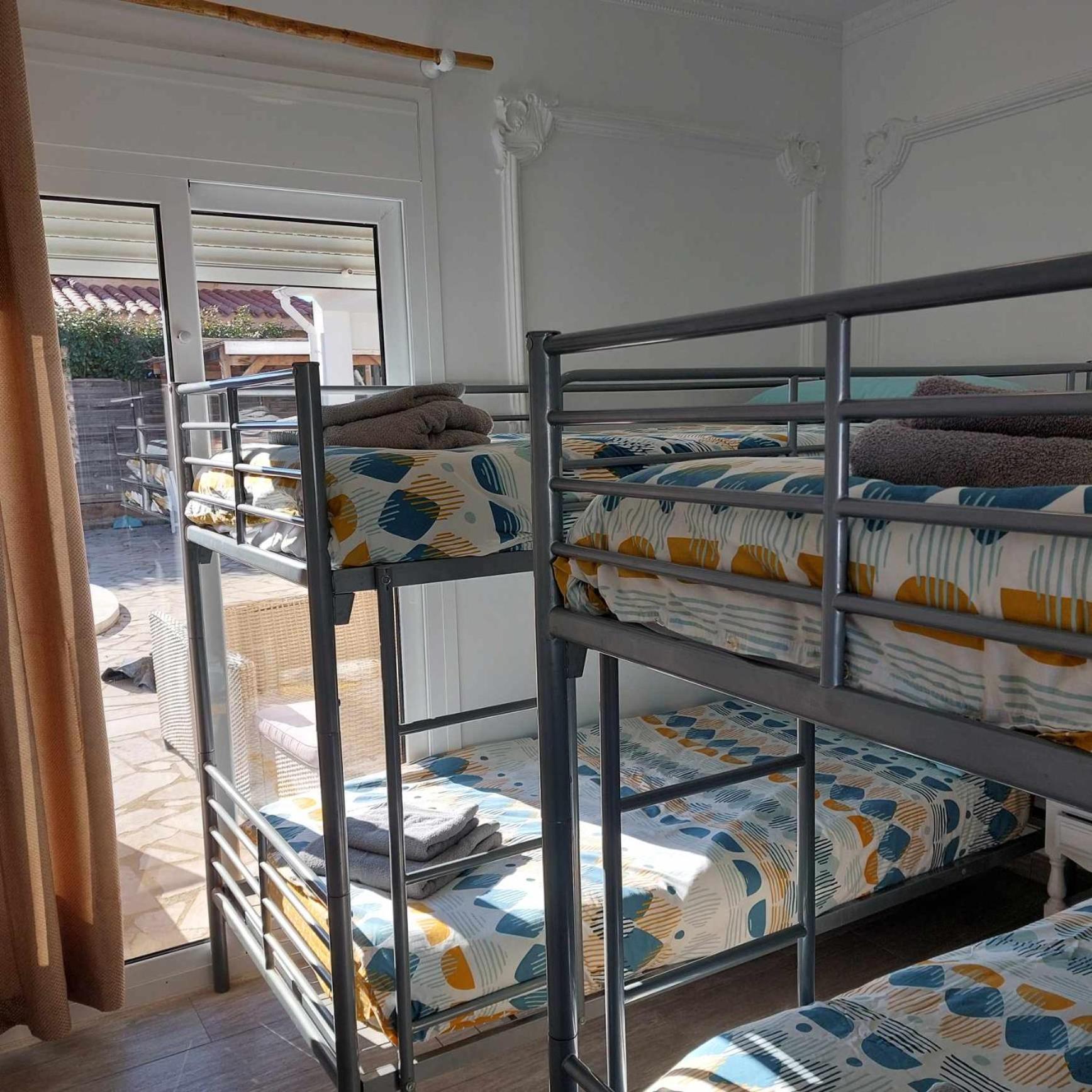Villa Voor 8 Personen Met Zwembad Calafat Esterno foto