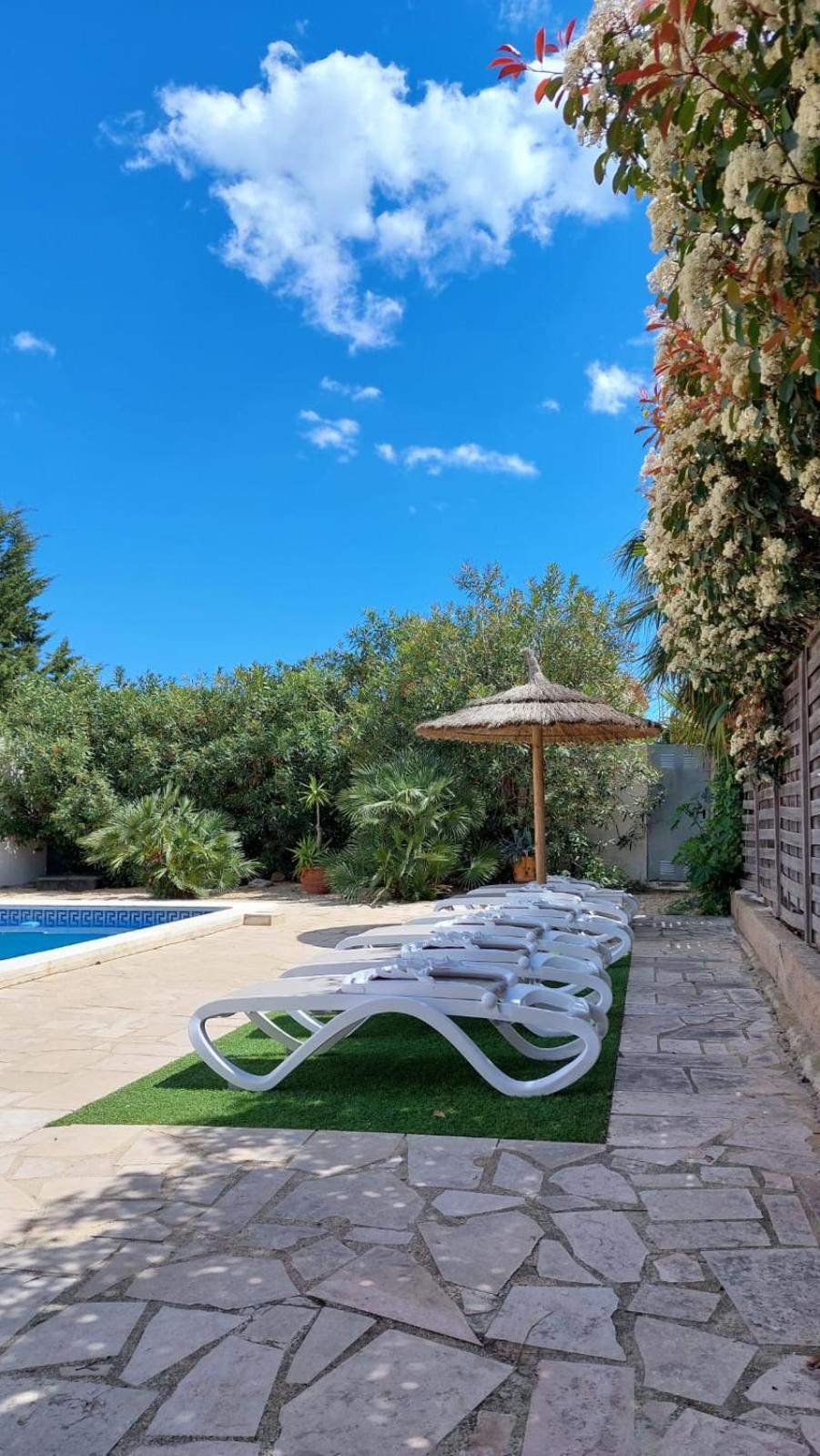 Villa Voor 8 Personen Met Zwembad Calafat Esterno foto